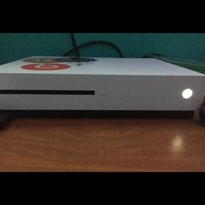 Xbox one s